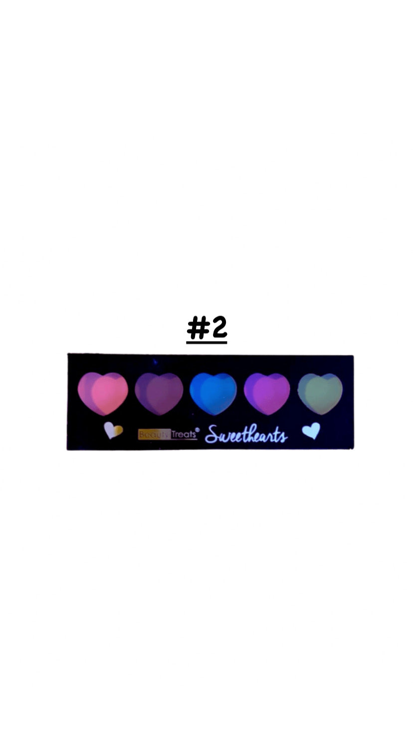 Dasha Heart Eyeshadow Palette